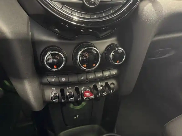 Mini Mini cabriolet cooper d 116 ch bva7 — photo 34