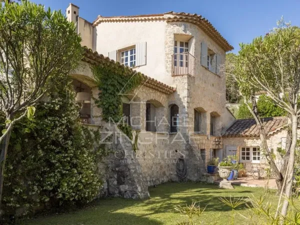 A 5 minutes de Mougins - Charmant mas provençal