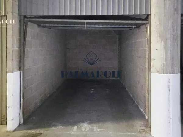 PERPIGNAN Bld ANATOLE FRANCE-BOX DE GARAGE