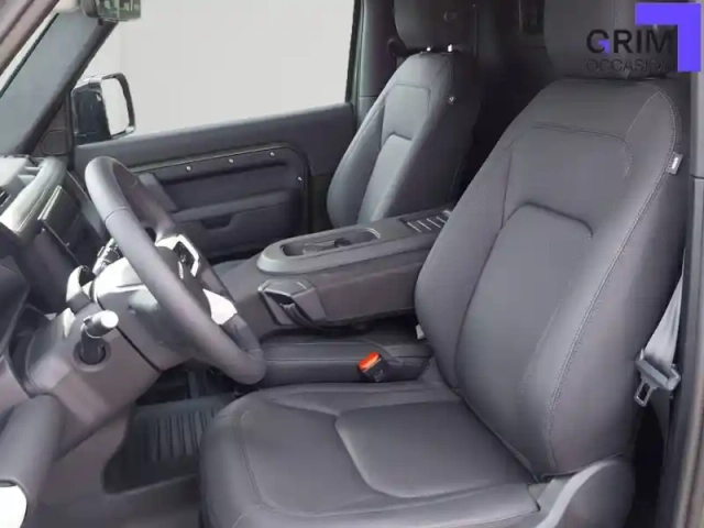 Land Rover Defender 90 d200 mhev bva8 hardtop — photo 4
