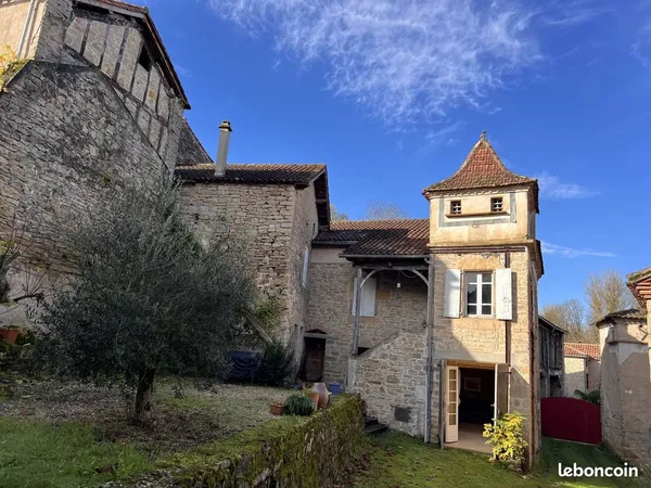 Maison 4 pièces 137 m²
