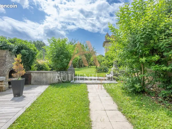 Maison 6 pièces 200 m²