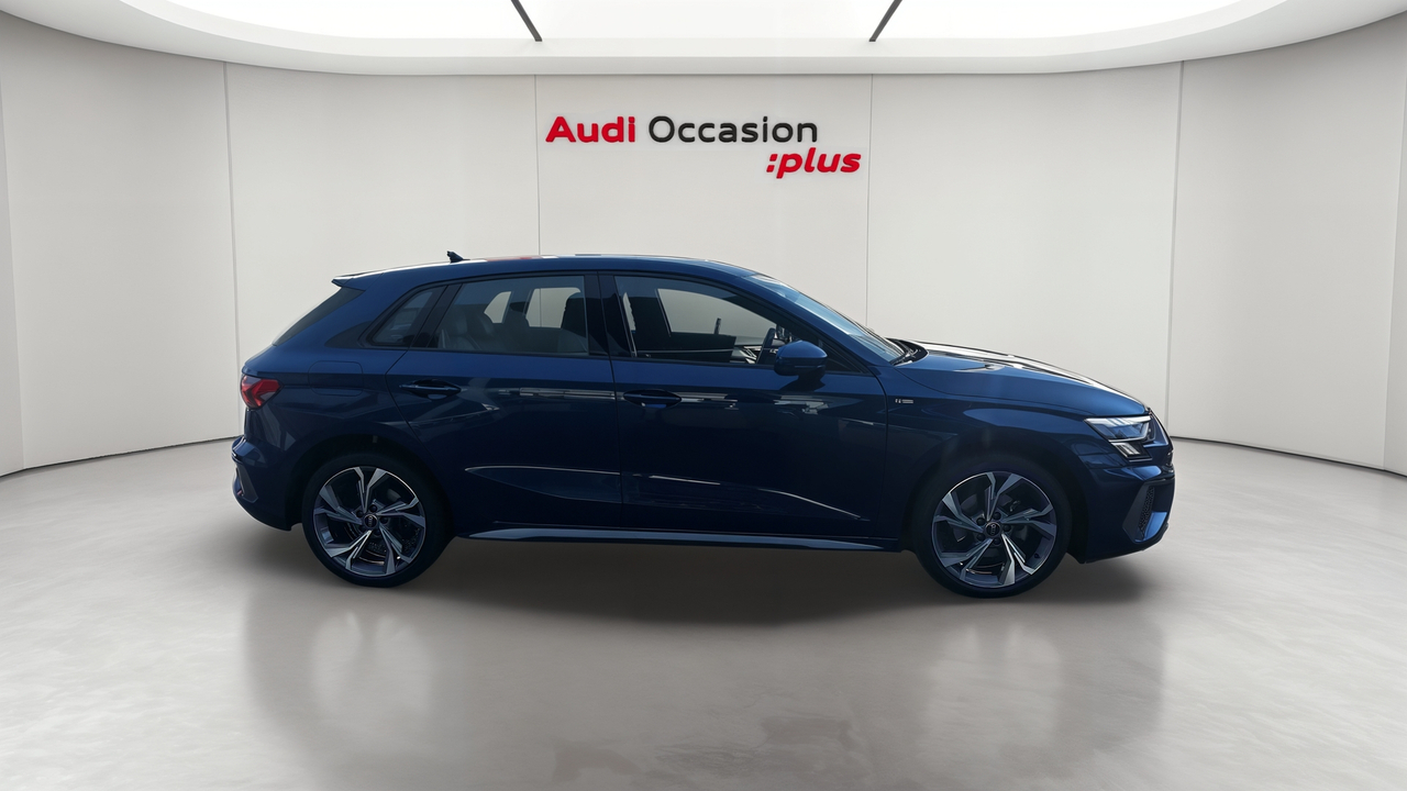 Audi A3 Sportback 35 TDI 150 S tronic 7 — photo 6