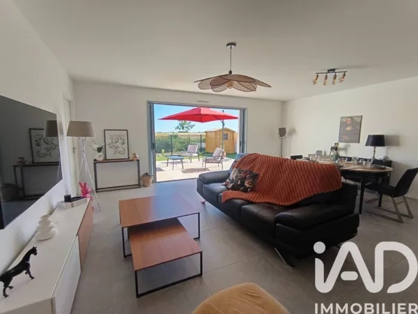 Maison de plain-pied 4 pièces 102 m²