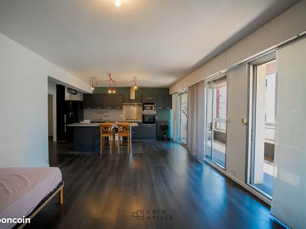 Appartement 3 pièces 87 m²