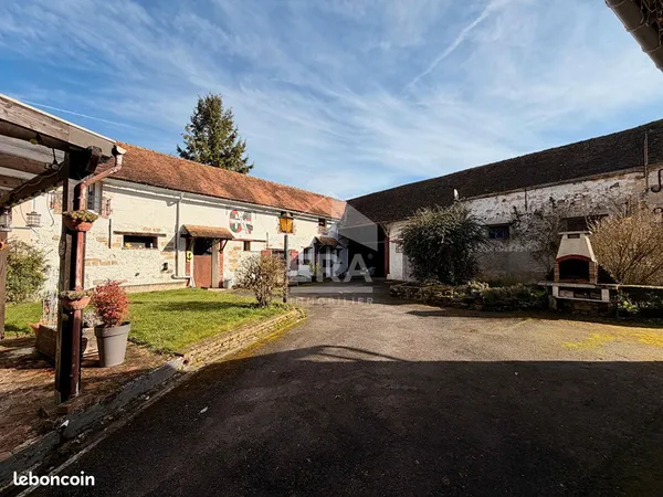 Maison 10 pièces 240 m²