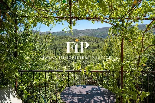 Maison 5 pièces 190 m²