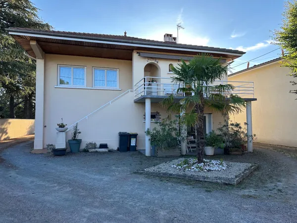 Maison de 159 m2 avec parc arboré