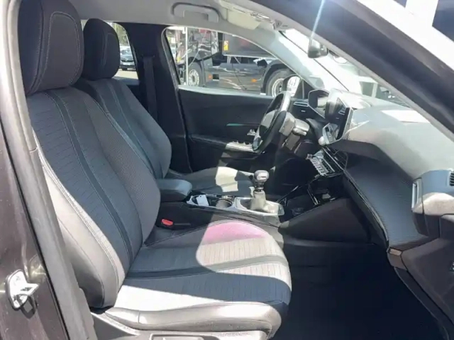 Peugeot 2008 bluehdi 110 s&amp;s bvm6 — photo 12