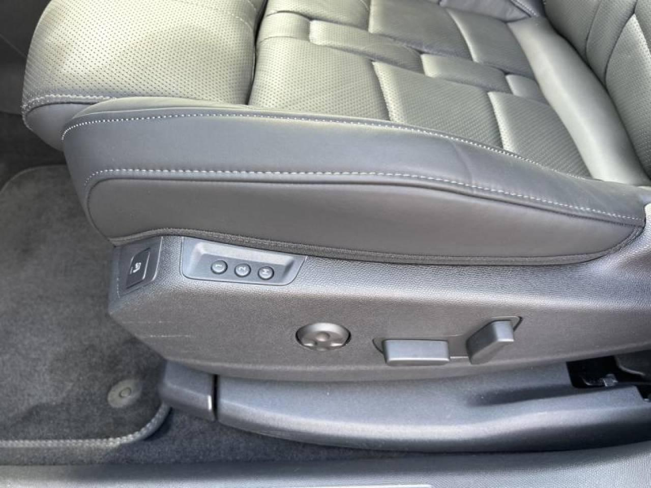 Ds Ds 7 crossback hybride rechargeable e-tense 360 eat8 4x4 la premi — photo 28