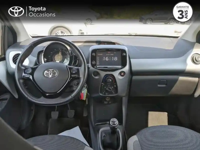 Toyota Aygo 1.0 vvt-i 72ch x-play 5p my20 — photo 8