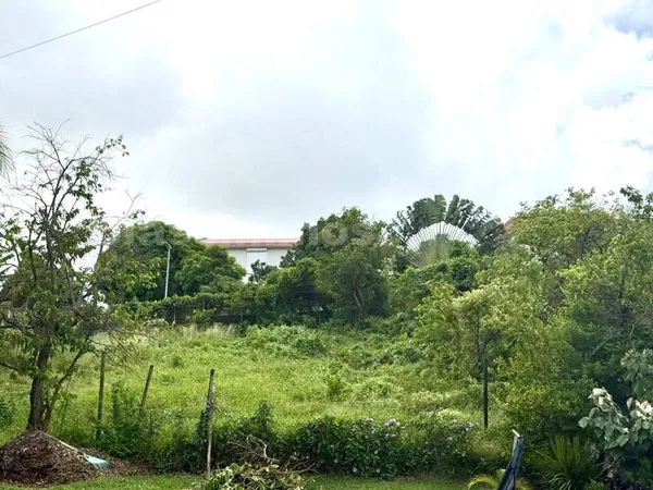 Terrain constructible 960 m²