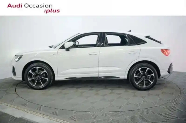 Audi Q3 35 tdi 150 ch s tronic 7 s line — photo 5