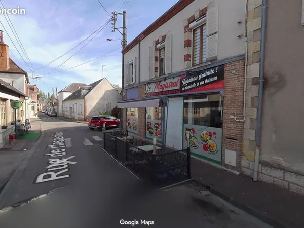 Local commercial / Restaurant en centre-ville
