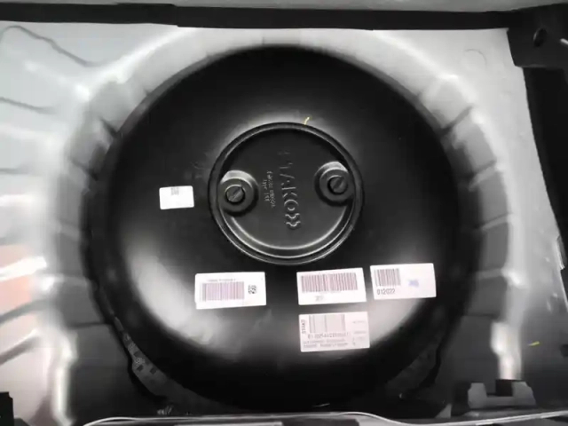 Dacia Sandero eco-g 100 - 22 stepway confort — photo 27