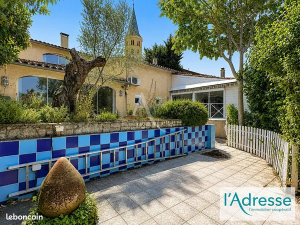 Maison 9 pièces 226 m²
