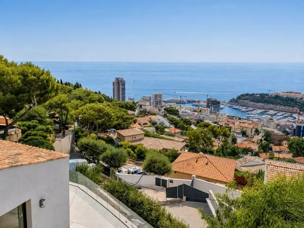Beausoleil - Villa contemporaine entièrement rénovée à 5 minutes de Monaco avec vue panoramique sur 