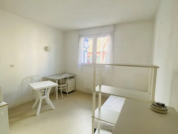 Studio 1 pièce 18 m²