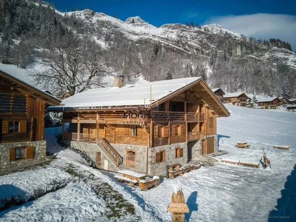 Chalet 10 pièces 350 m²