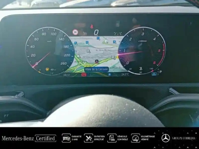 Mercedes Classe A berline 200 d 150ch amg line 8g-dct — photo 9