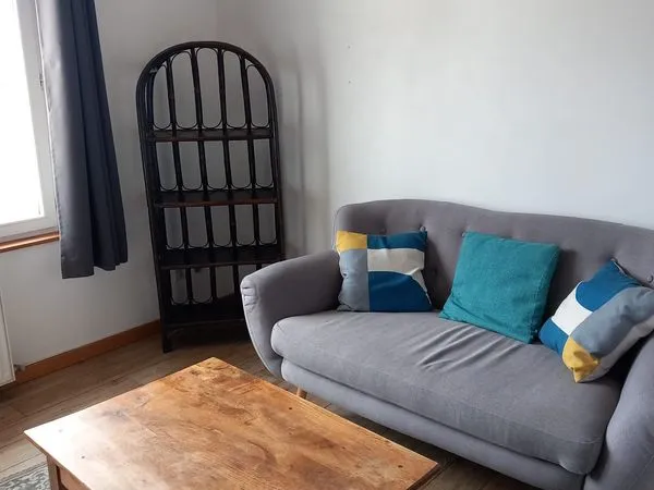 Location maison de village meublée 60m2 Ste Catherine