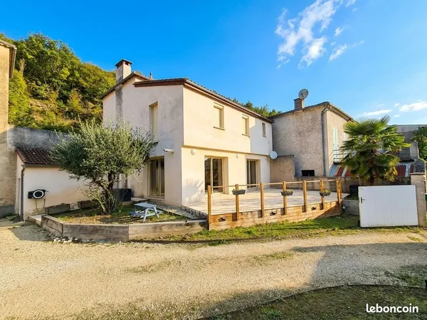Maison 6 pièces 155 m²