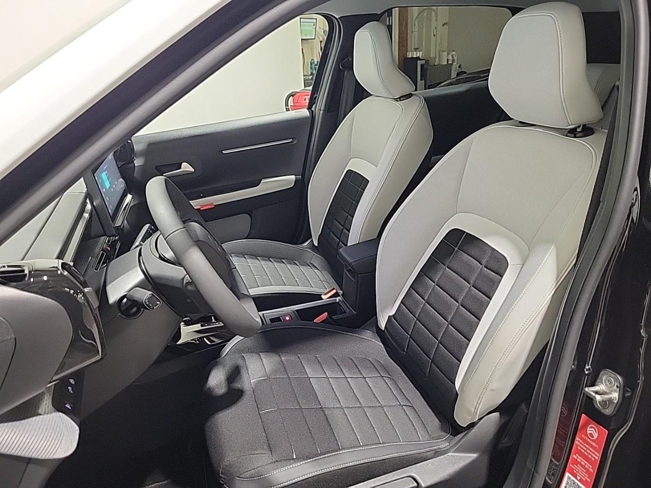 Citroën C3 hybride 110 ch automatique max — photo 10