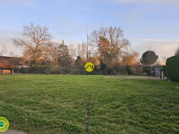 Terrain 1596 m²
