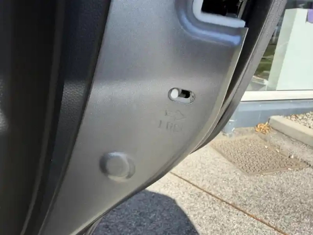 Mitsubishi Space Star 1.0 mivec 71ch in 2020 — photo 11