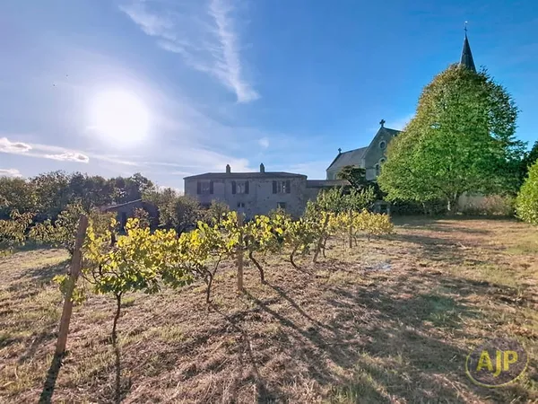 Maison Montréverd 8 pièces 220 m²