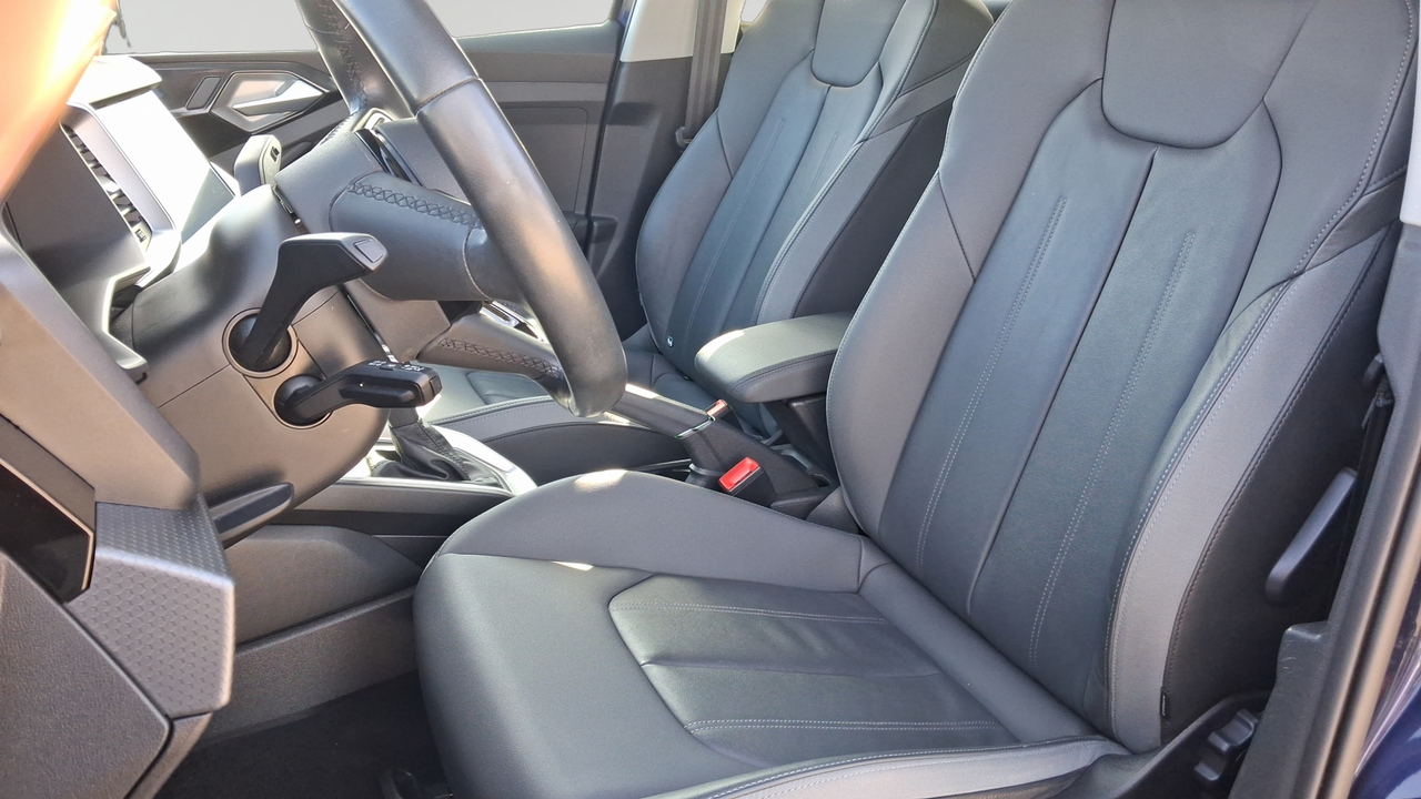 Audi A1 Sportback 30 TFSI 110 ch S tronic 7 — photo 11
