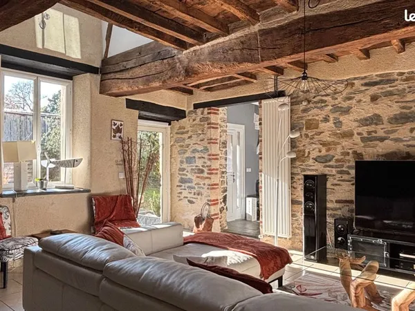 Longère 6 pièces 270 m²