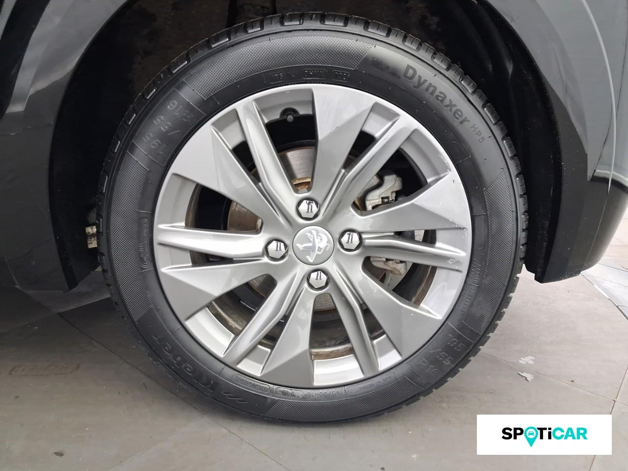 Peugeot 208 e-208 136ch style — photo 11