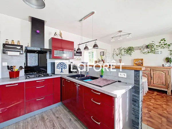 Maison 6 pièces 176 m²