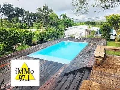 Elégante villa T4, piscine et dépendances sur Arnouville 97