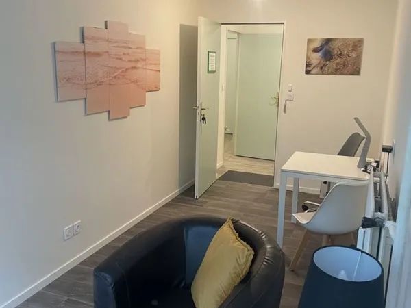 CABINET 12 M² ? RENNES CLÉMENCEAU ? AU PIED DU MÉTRO ? 480 €
