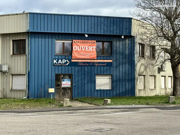 Local 1000 m² Eckbolsheim