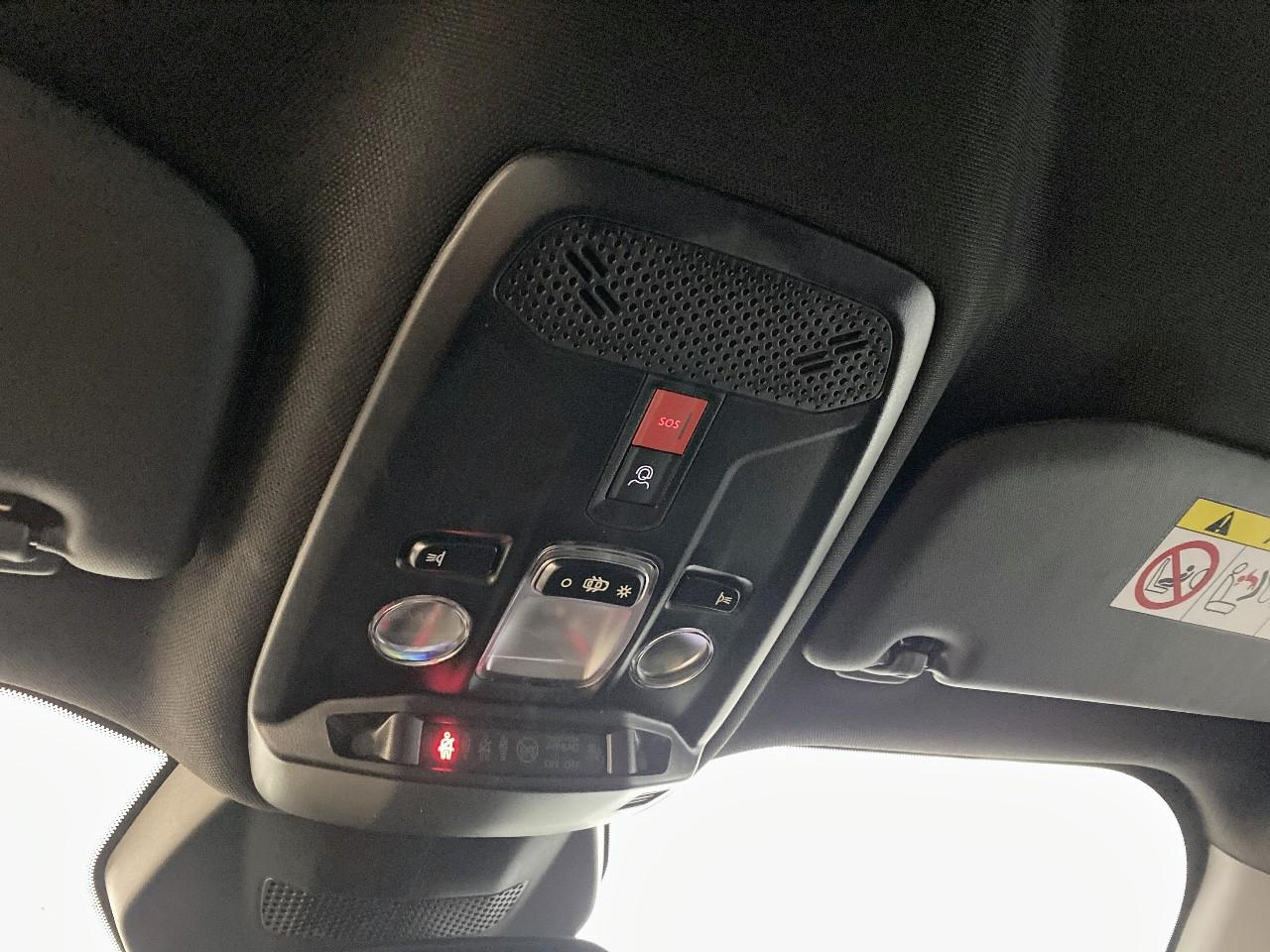 Peugeot 2008 hybrid 145 ch e-dcs6 allure — photo 19