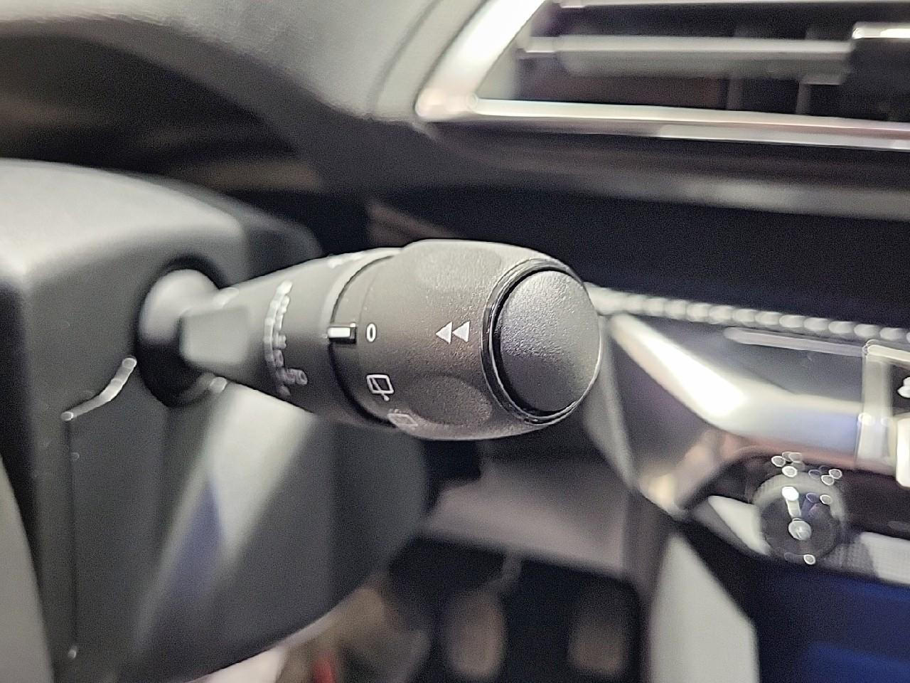 Peugeot 3008 puretech 130ch s&s bvm6 active pack — photo 21
