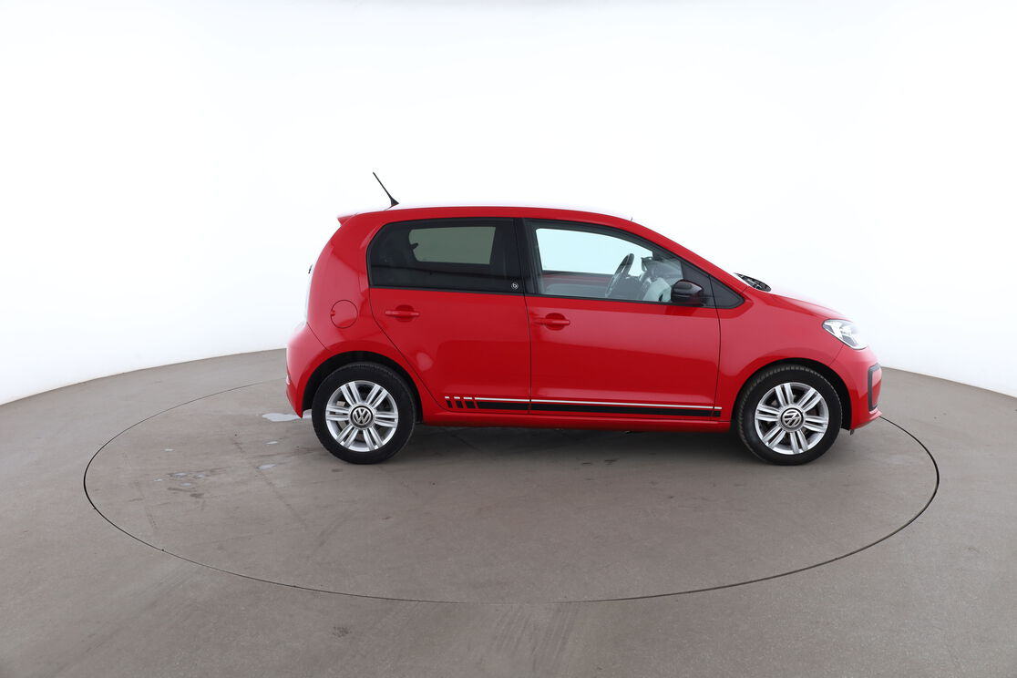 Volkswagen up! 1.0 Up! Beats Audio — photo 6