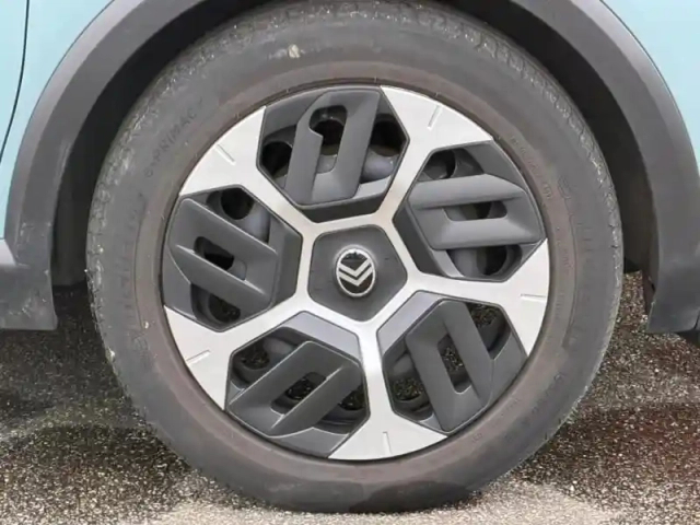 Citroën C4 essence 130ch s&amp;s feel eat8 — photo 12