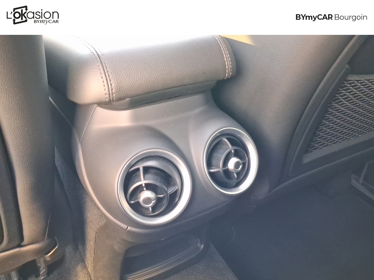 Alfa Romeo Stelvio 2.2 210 ch Q4 AT8 — photo 18