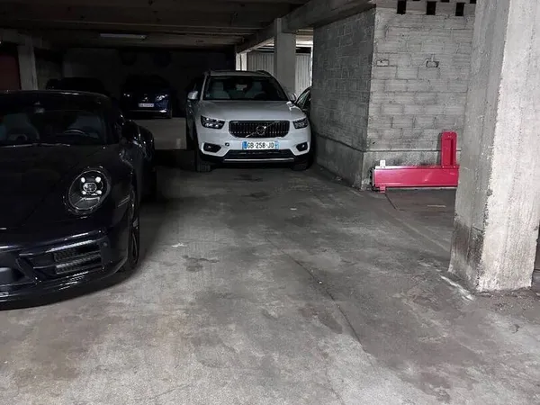 Garage et parking Location Paris 225€