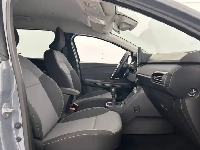 Dacia Jogger eco-g 100 7 places gsr2 — photo 32
