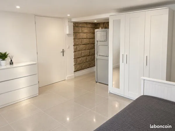 Studio a louer vert galant
