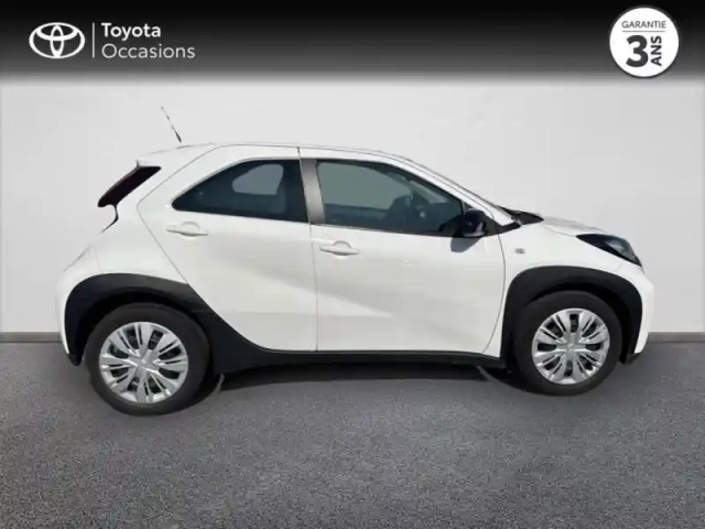 Toyota Aygo X 1.0 vvt-i 72ch dynamic s-cvt — photo 9