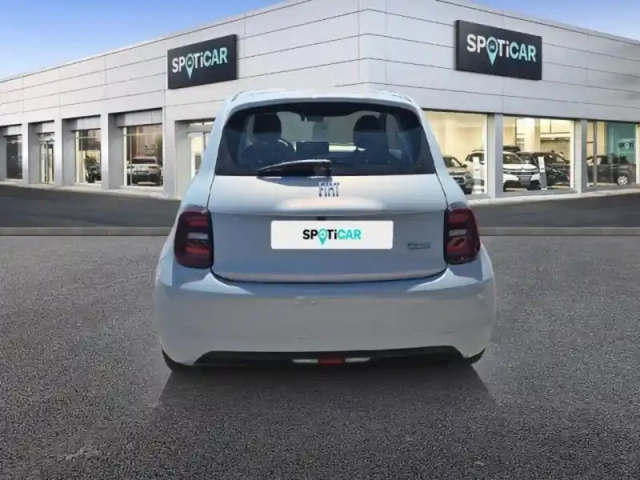 Fiat 500 e 95ch icône — photo 5