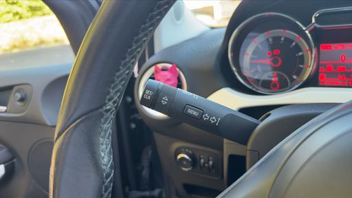 Opel Adam 1.4 Twinport 87 Easytronic - Glam – 2016 – 55289 km – Essence – Boîte Automatique — photo 8
