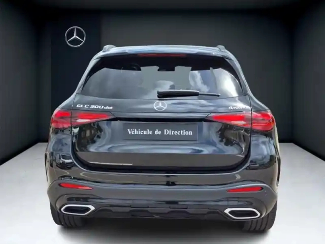 Mercedes Glc 300 de hybrid eq 4matic am — photo 4