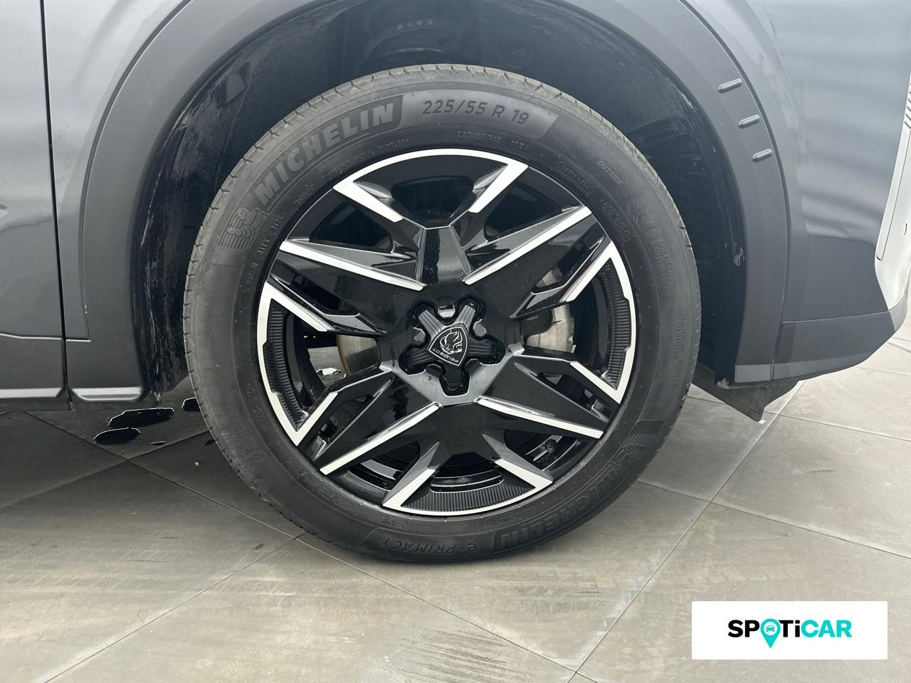 Peugeot 5008 hybrid 136ch gt e-dcs6 — photo 11